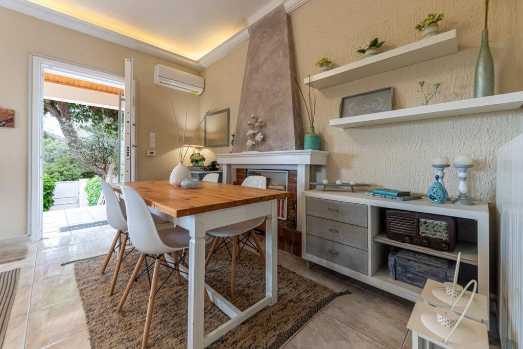 Cosy House Near The Airport And The Beach Pórto Ráfti Exterior foto